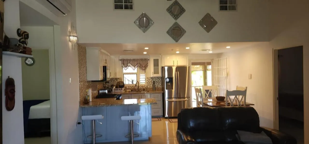 Sehfeh Luxury Vacation Home Falmouth